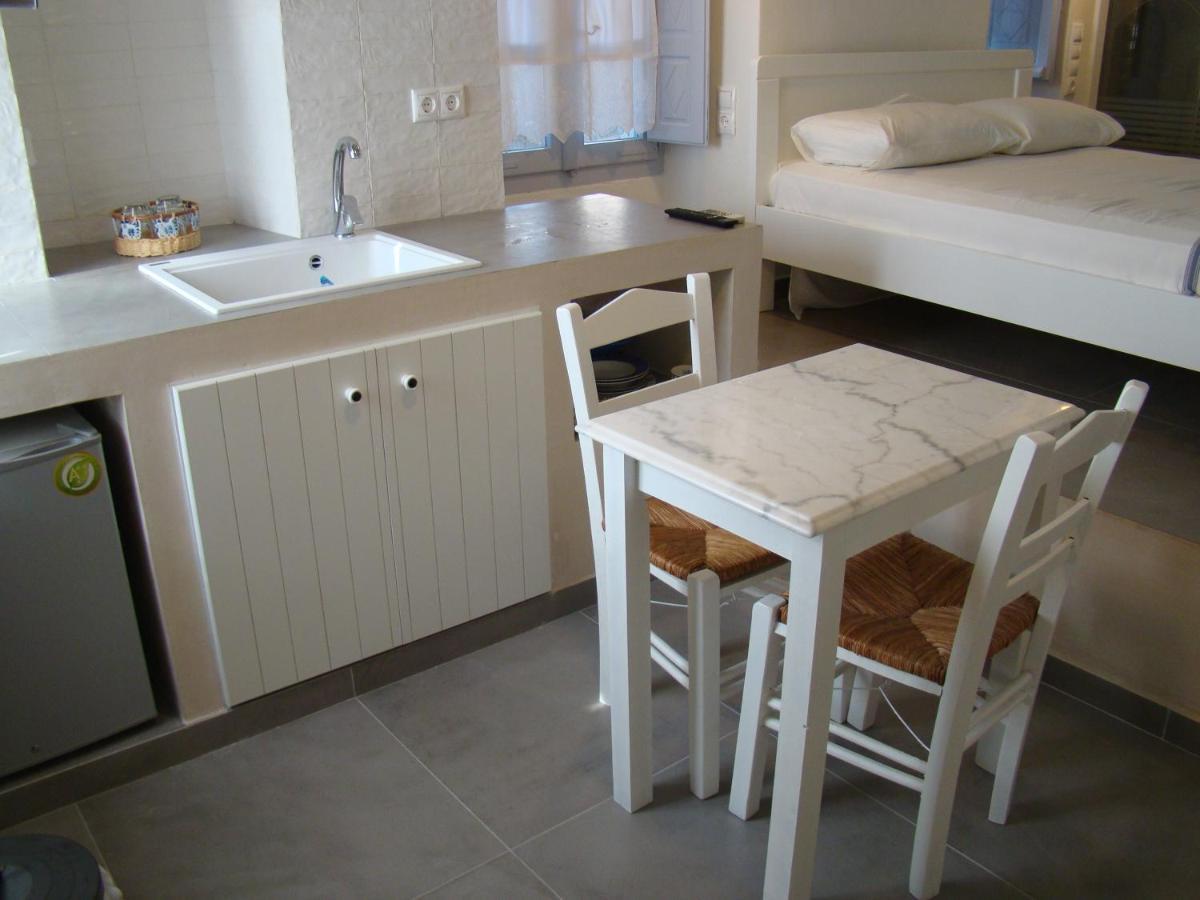 Efi'S Apartments Plaka  Ngoại thất bức ảnh